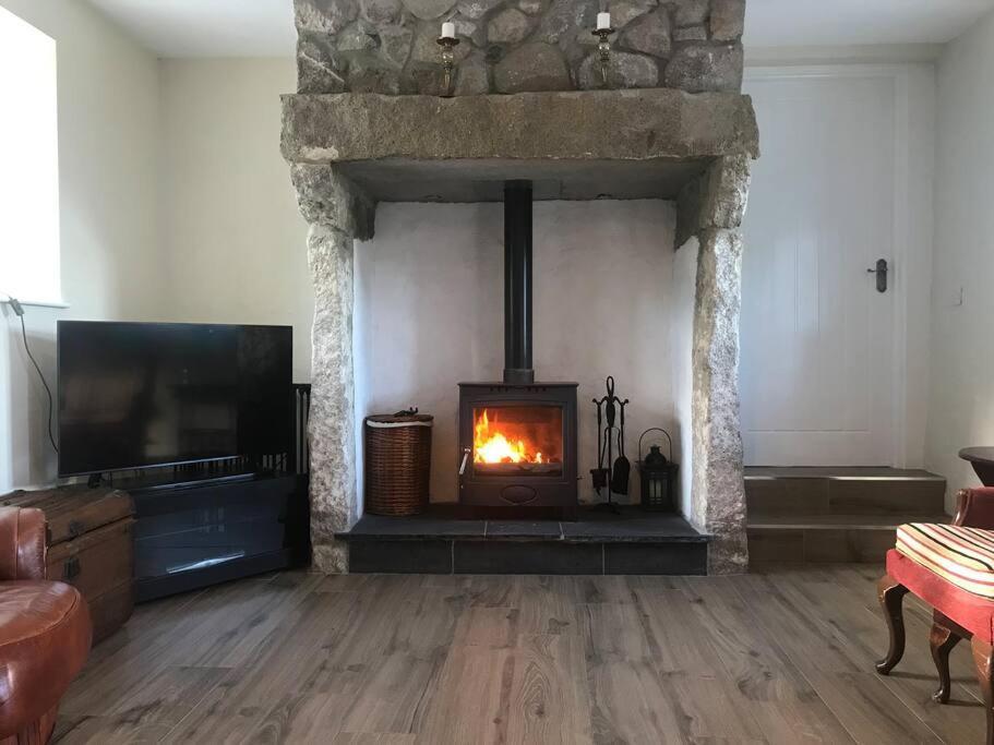 Mournes Family Cottage With Hot Tub Hilltown Luaran gambar