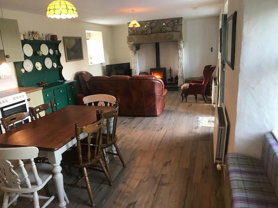 Mournes Family Cottage With Hot Tub Hilltown Luaran gambar