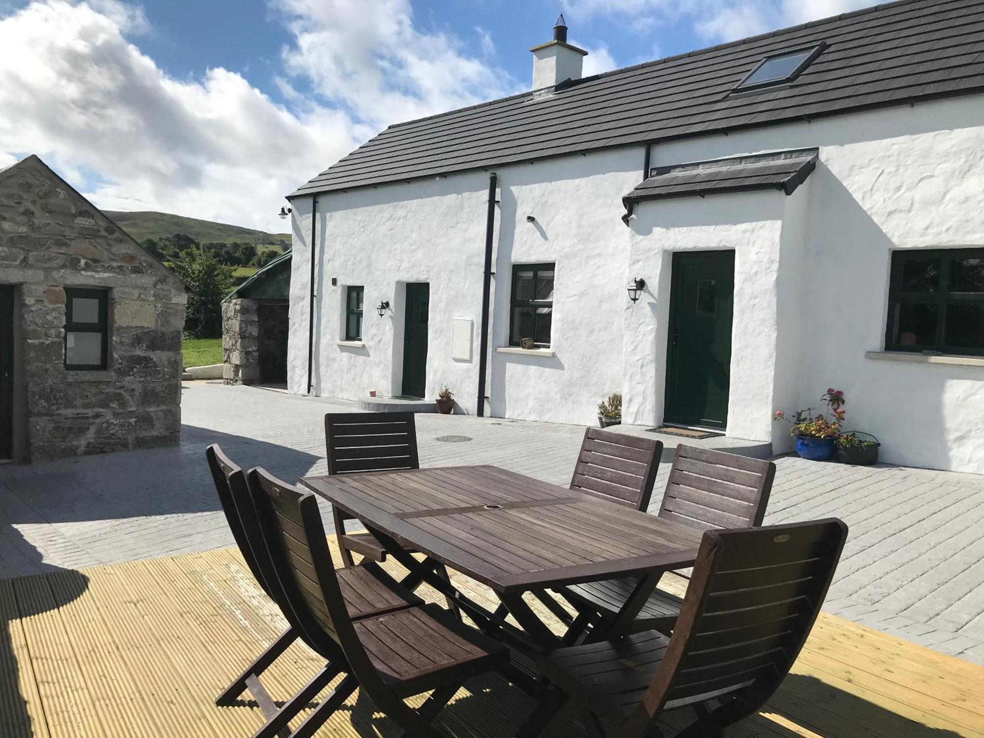 Mournes Family Cottage With Hot Tub Hilltown Luaran gambar